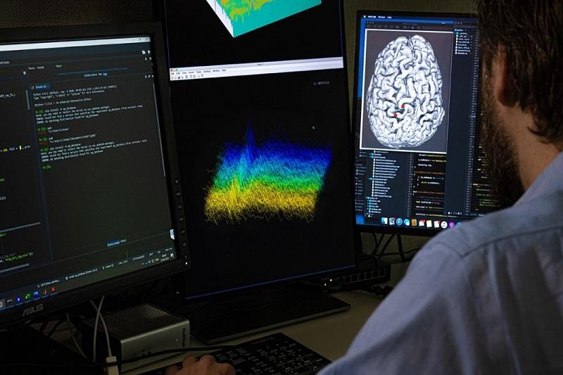 A Brain-Computer Interface Allowed A Patient With Locked-In Syndrome To Communicate With Others