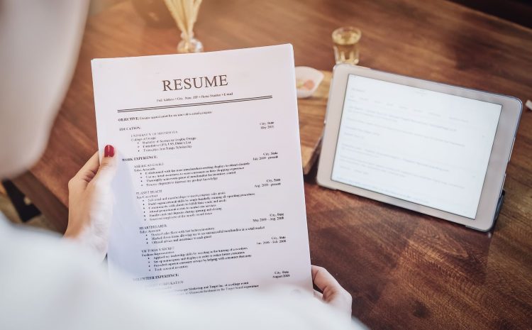 How To Write A Professional Resume For Employment?